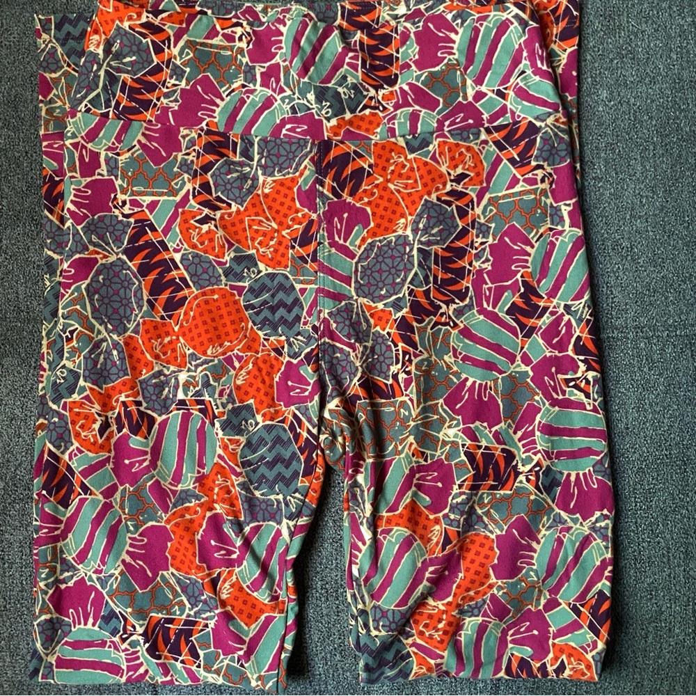 New LulaRoe OS Multicolor Candy Wrapper Leggings